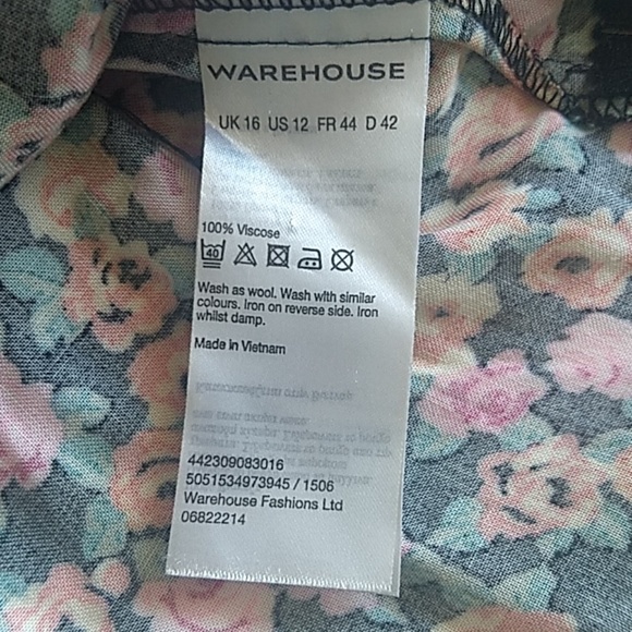 Rose print top - Picture 4 of 4